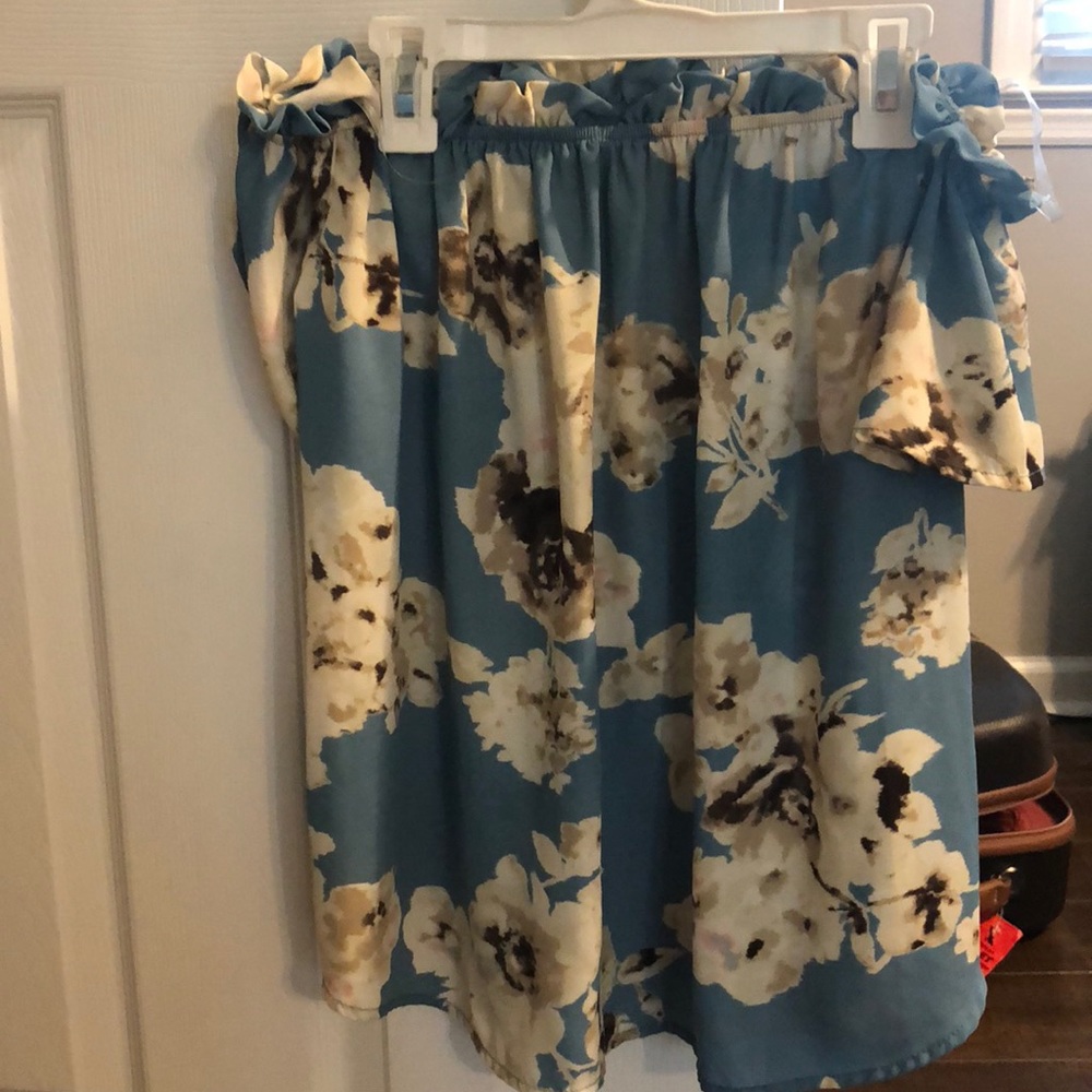 Off the shoulder shirt!